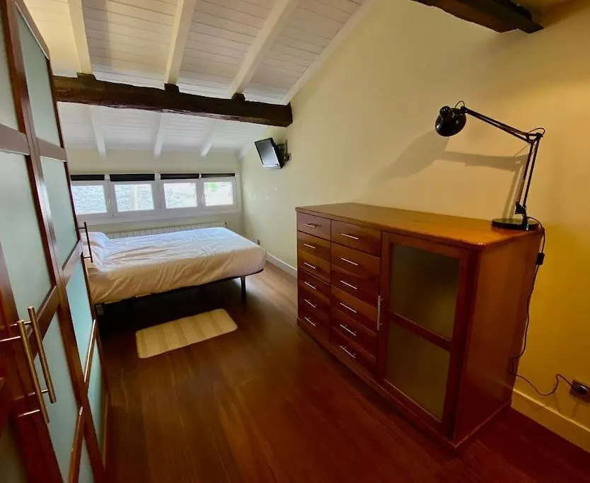 度假居 Unique 4-Floor Home With Sea, Mountain & Castle Views 宏达瑞比亚